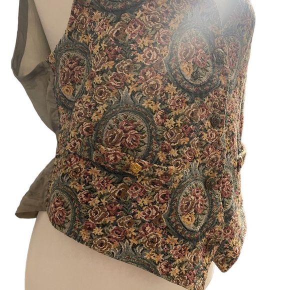 Wrapper Multicolor Patterned Vest - Picture 3 of 4